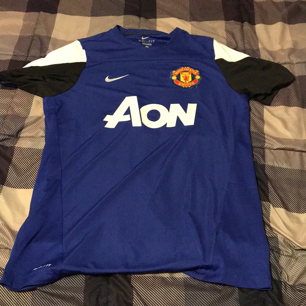 NIKE DRI FIT MANCHESTER UNITED PRACTICE JERSEY